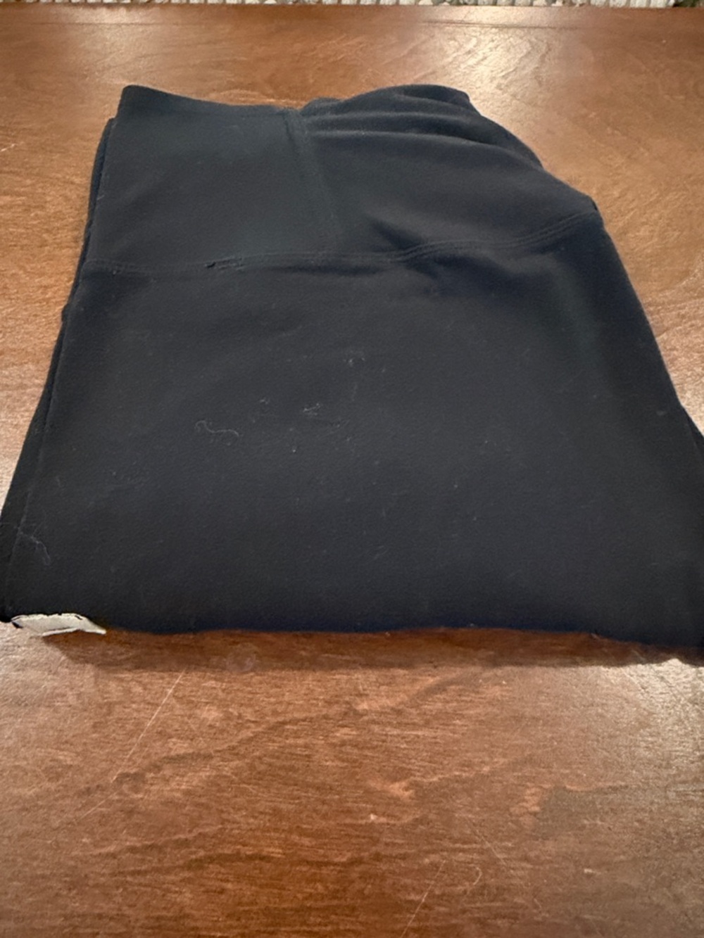 Vuori Women’s Black Leggings - Classic Comfort - Picture 2 of 2